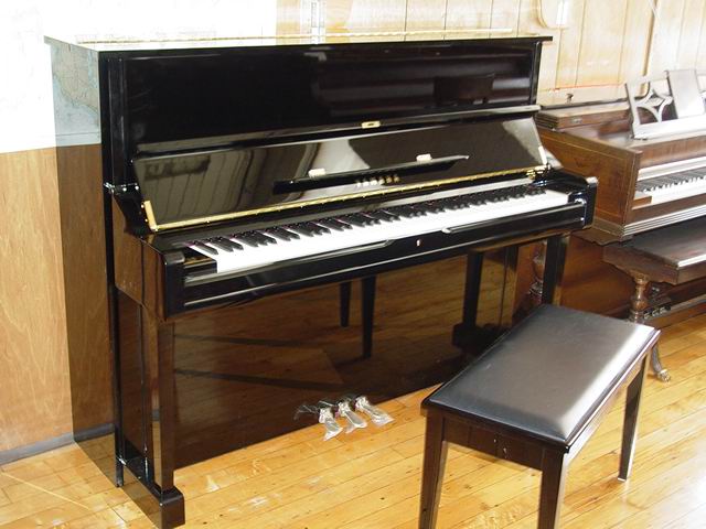 Yamaha U-1 Studio Piano